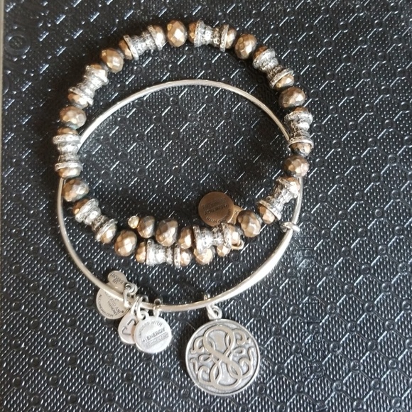 Bracelets - Picture 3 of 3